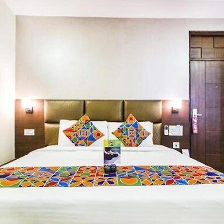 Fabhotel Royal Plaza Zirakpur Eksteriør billede